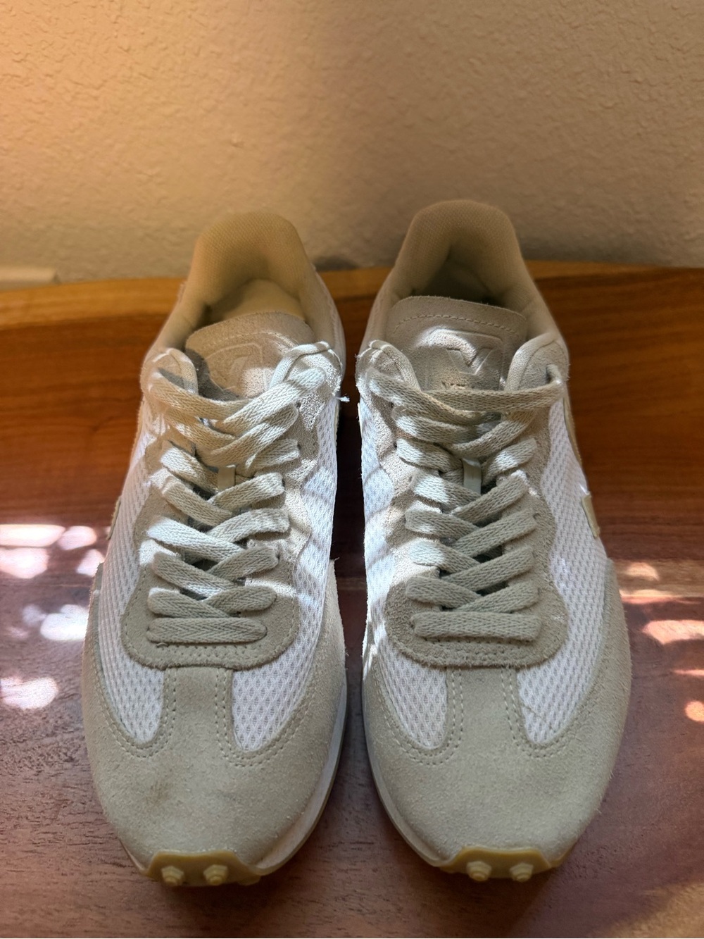 Veja Rio Branco - Women Sneakers in White and Beige - Picture 4 of 5